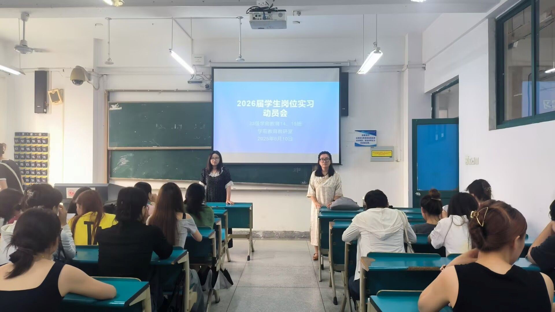 1749803209542063494.jpg 1749803209542063494.jpg